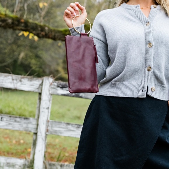 Able: Fozi Wristlet (Wine) - Picture 1 of 5